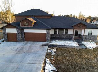 3384 Valley Way, Montrose, CO 81401
