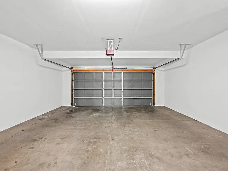 8254 W Kerr St — Photo 16