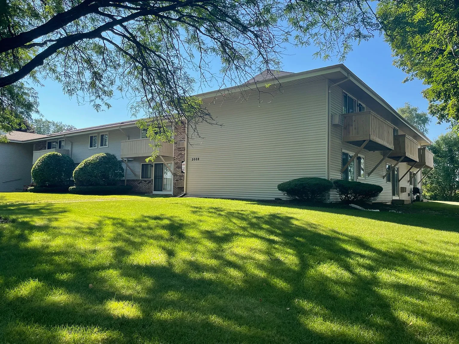 Beloit Brittany Apartments LLC — Photo 3