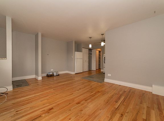 2nd image of 2330 N Harlem Ave APT 2G