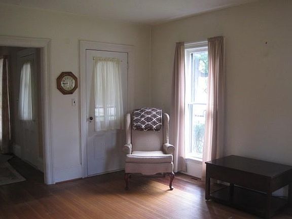 3rd image of 77 Maplewood Ave