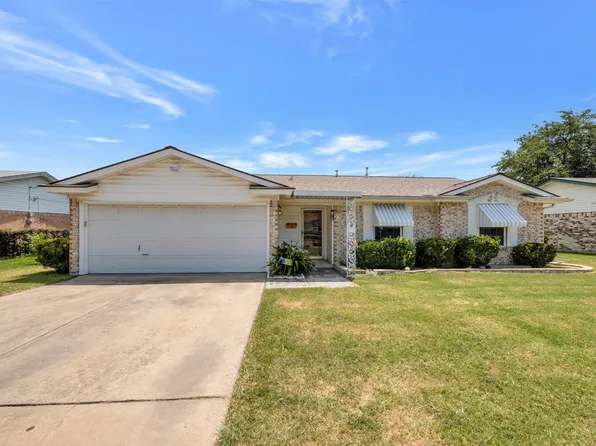 1717 SE 4th St, Grand Prairie, TX 75051