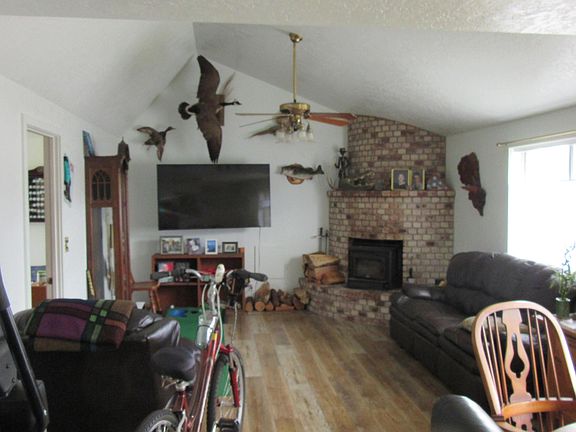 4th image of 1672 Nedra Ave