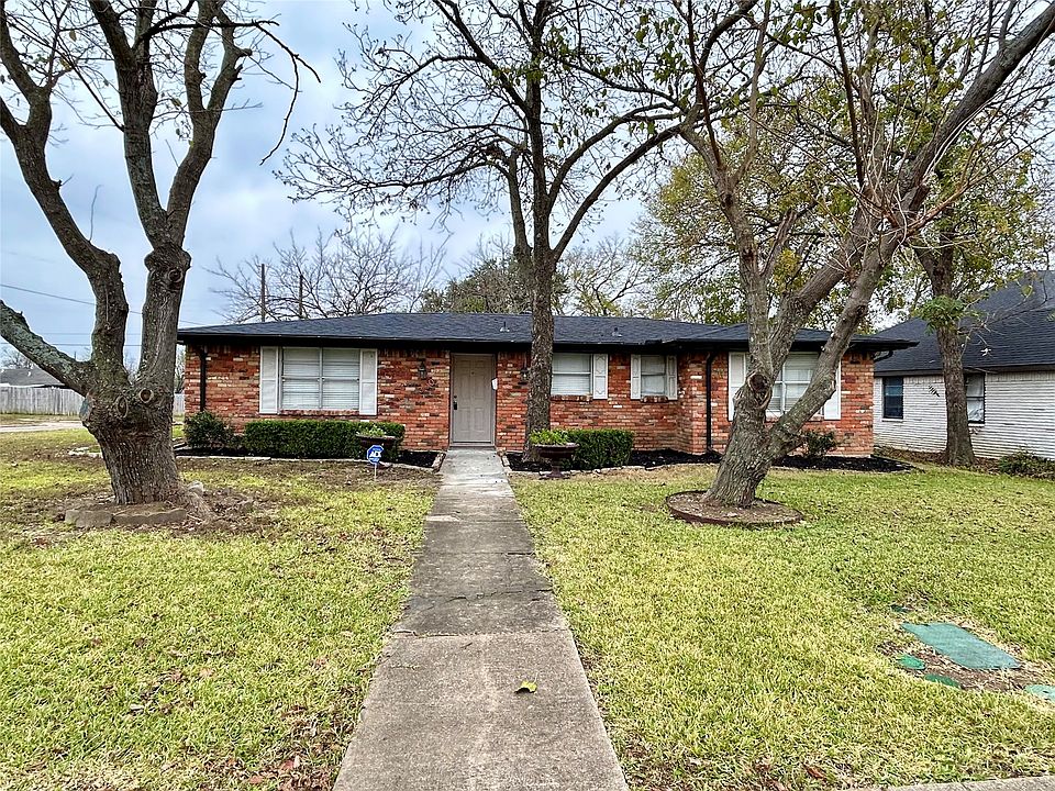1st image of 1300 Develon Dr