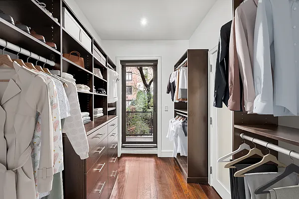 Rented by Douglas Elliman | media 8
