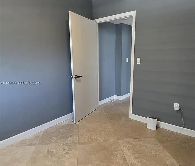 5825 Collins Ave #9C — Photo 38
