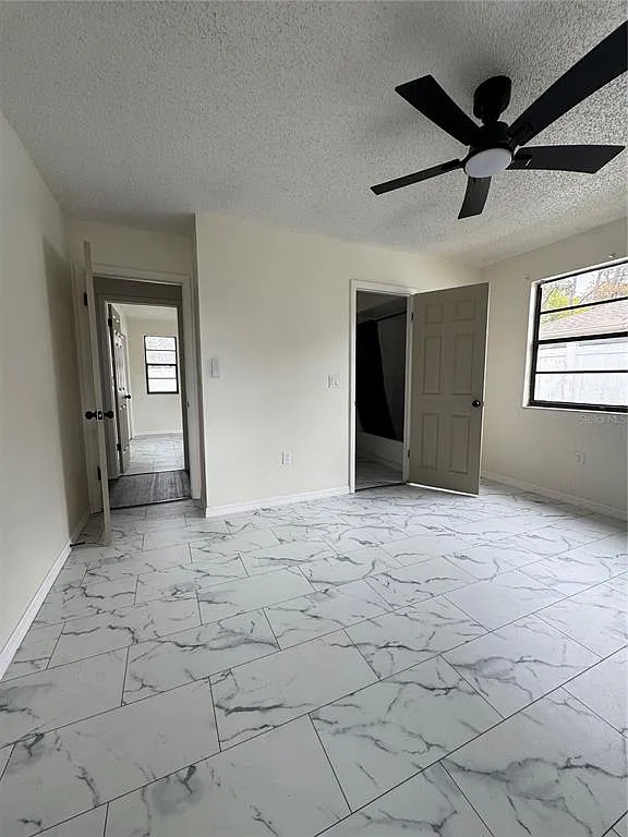2 bed, 1.5 bath, 1000 sqft, $1,650 — Photo 4