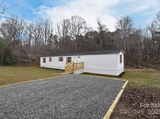 2147 Stanley Dr, Lincolnton, NC 28092