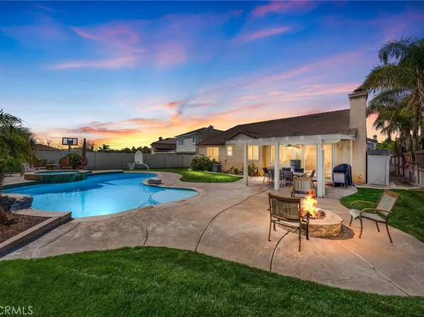 1596 Thunderbird Rd, Beaumont, CA 92223