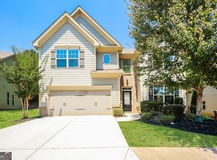 212 Rainbow Ln, McDonough, GA 30252