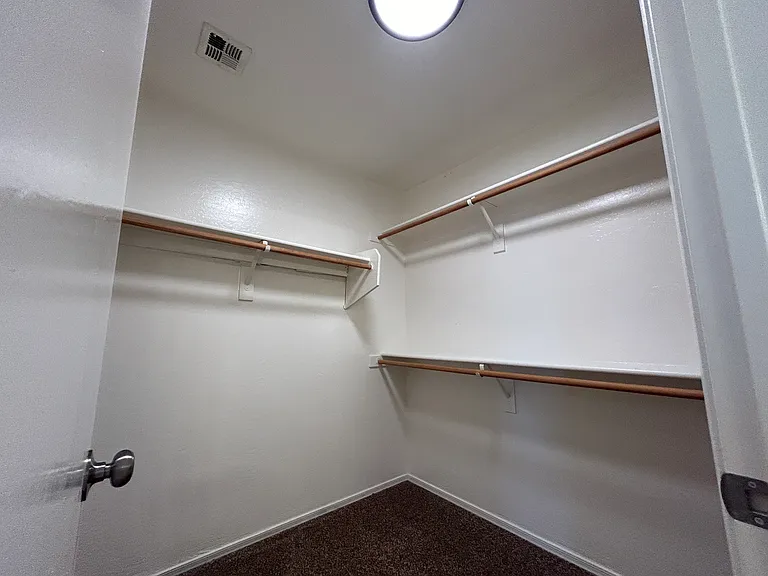 7028 S 46th Dr — Photo 28
