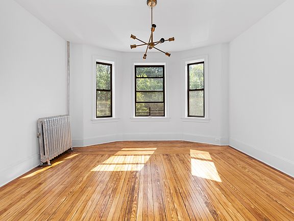 4th image of 172 Prospect Park W APT 3L