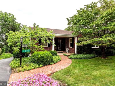 1002 Hillcrest Rd, Akron, PA, 17501