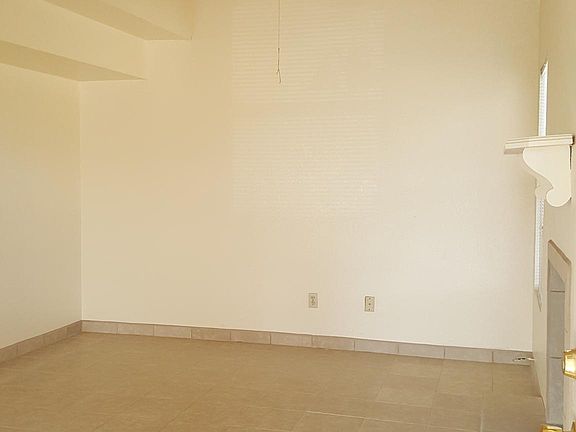 3rd image of 199 W Madrid Ave APT H3