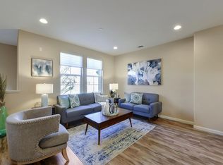 1002 Luz Del Sol Loop, Milpitas, CA 95035