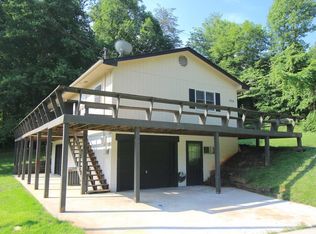 5704 Pisgah Rd, Andrews, NC 28901