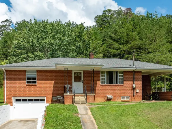 1216 Galyon Rd, Maryville, TN 37803