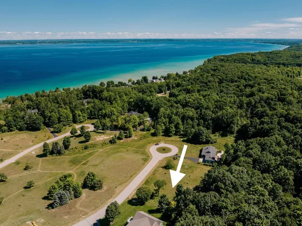 LOT 8 S Rolling Hills Dr #8, Traverse City, MI 49684