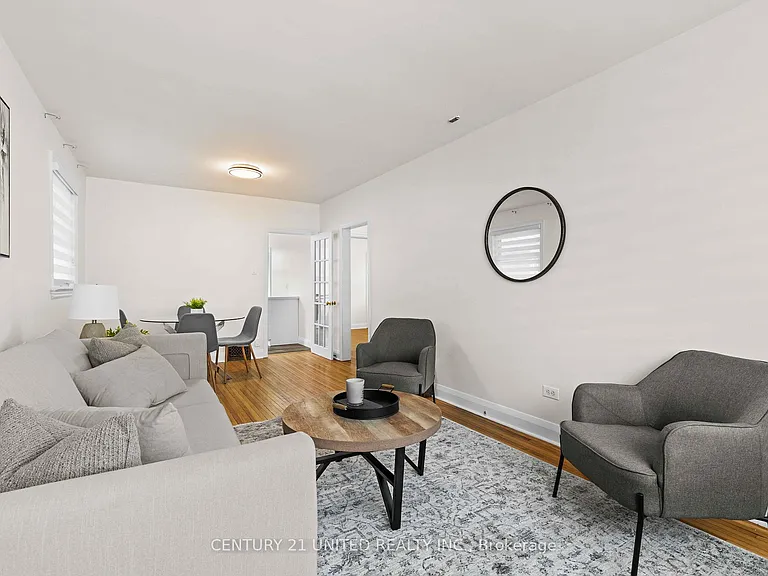 661 Rubidge St — Photo 3