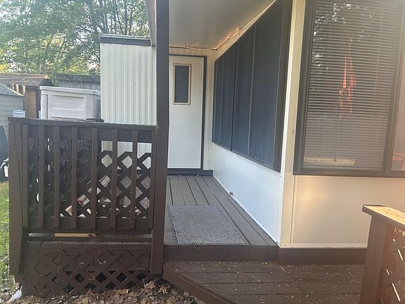 4th image of 7 Oregon Avenue #328
