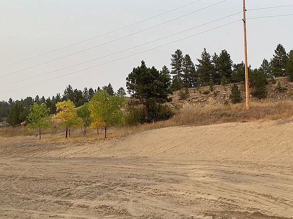 5th image of 14 Mineral Dr