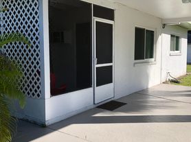 1407 E Manasota Beach Rd, Englewood, FL