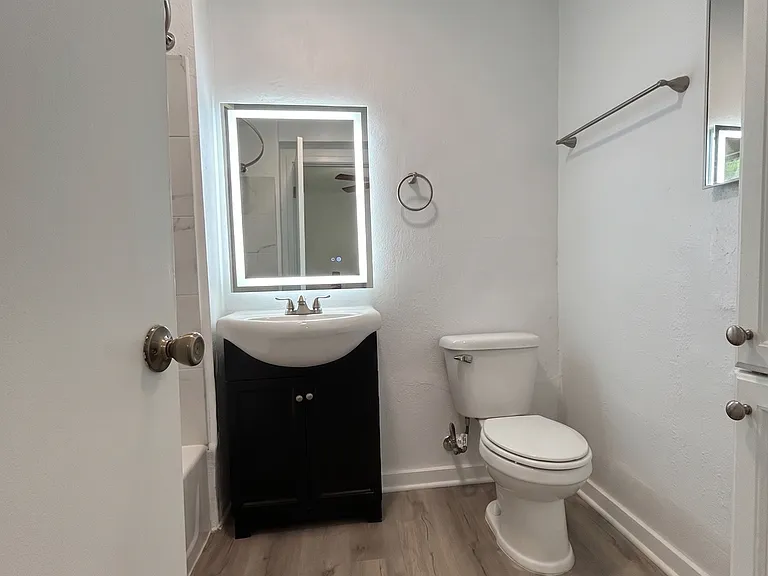 1695 Summit Ave #1695 — Photo 18
