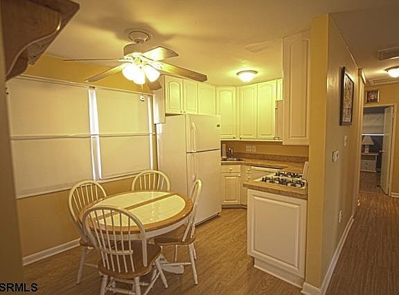 5th image of 3715 Oxford Ln