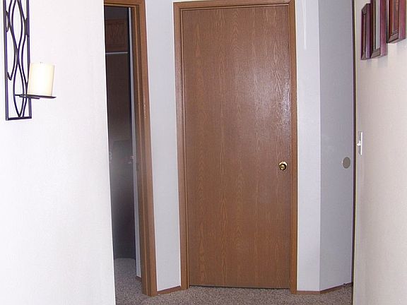 4th image of 5633 Delia Ln SW