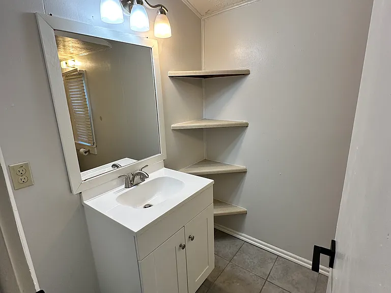 743 Deans Row Ave #3 — Photo 15