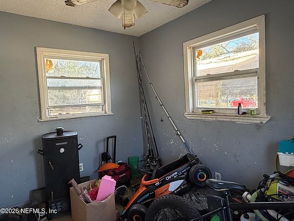 5th image of 5248 BUNCHE Drive