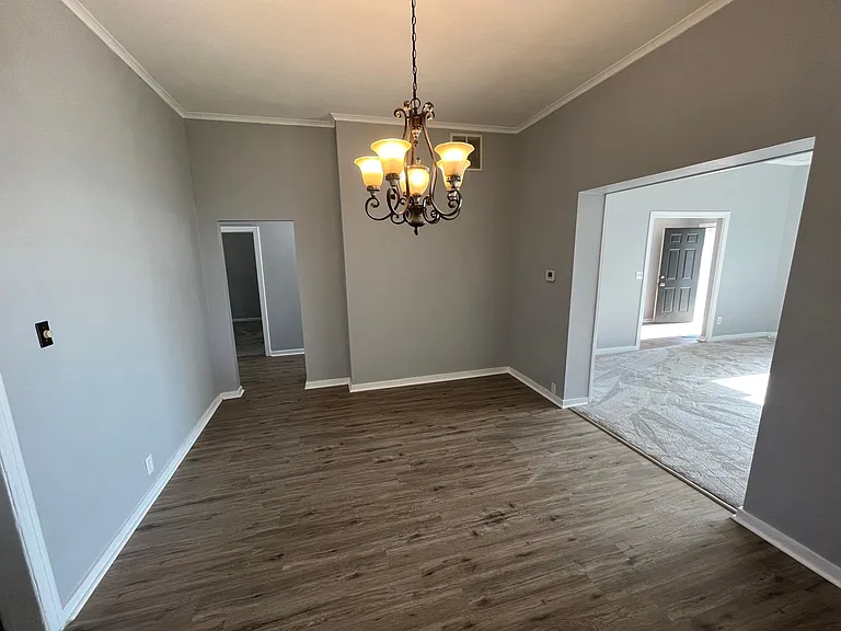 709 Crescent Ave — Photo 22