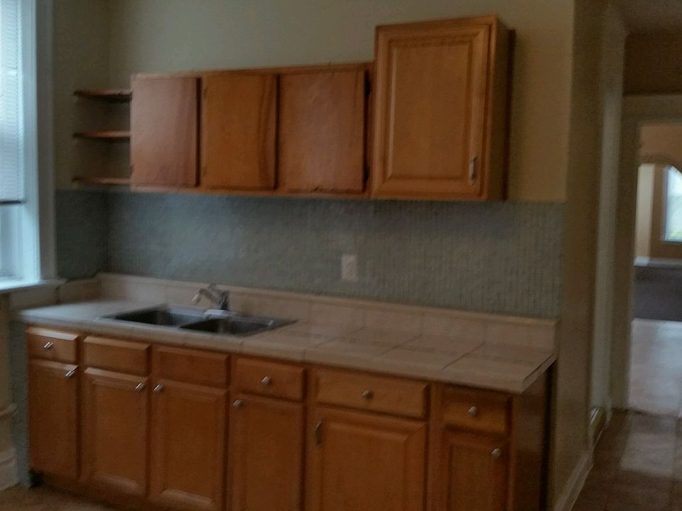 1st image of 5257 S Aberdeen Street # Fl 2nd