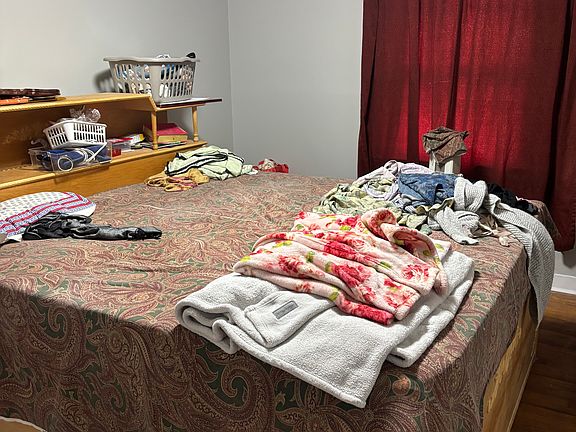 5th image of 1158 Roosevelt Ave Unit 1