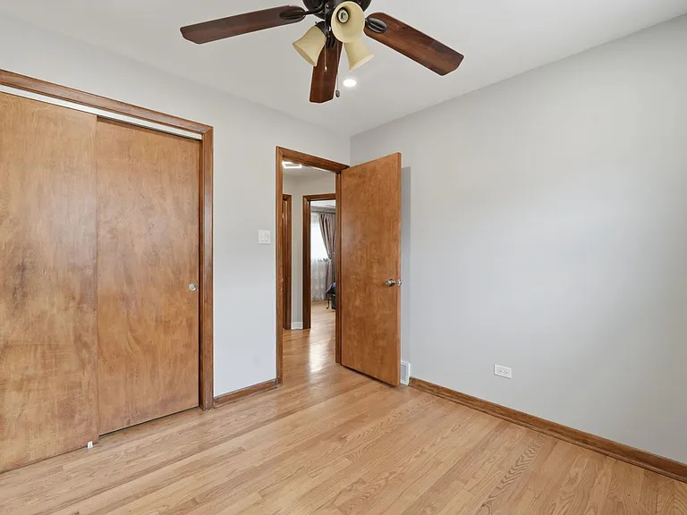 5023 N Natoma Ave — Photo 14