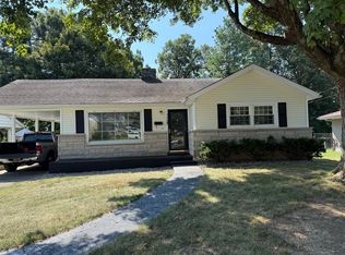 208 Deepwood Dr, Elizabethtown, KY 42701