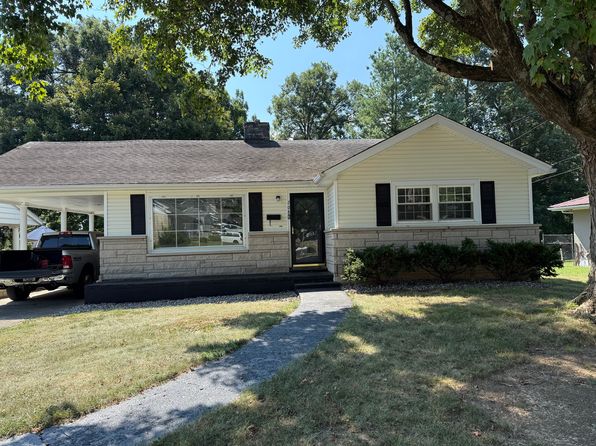 208 Deepwood Dr