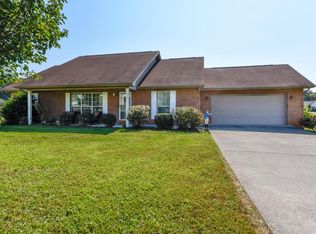 4226 Pea Ridge Rd, Maryville, TN 37804