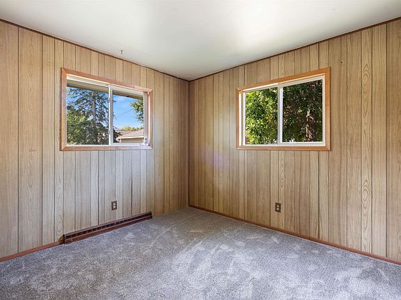 5th image of 308 Arlington Rd