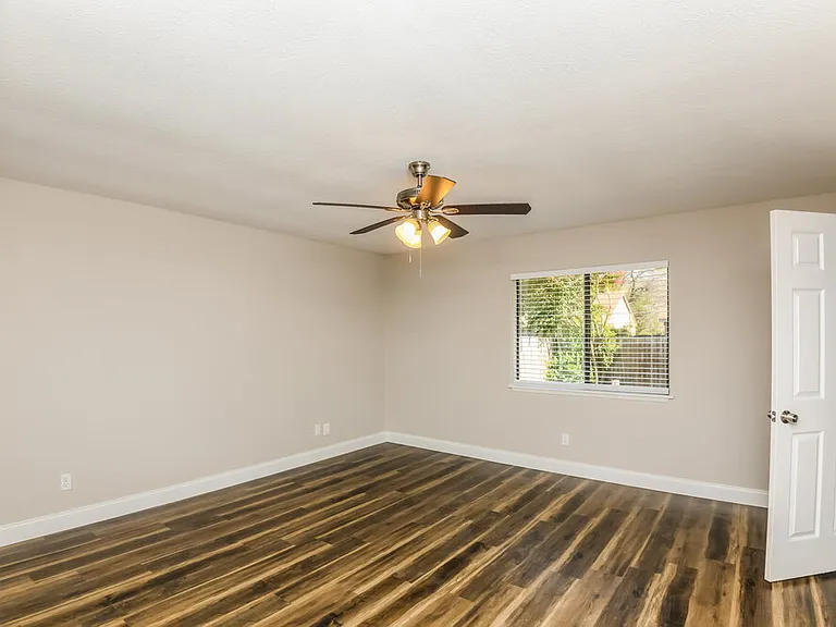 6707 Greenspring Dr — Photo 12