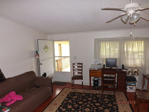 Living Rm 20X15