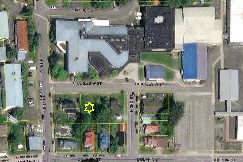 1st image of 104 Charles West St