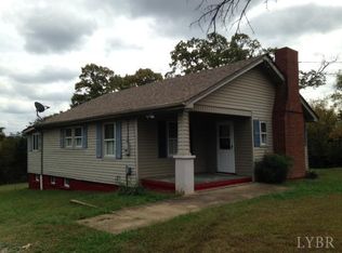153 Old Wright Shop Rd, Madison Heights, VA 24572