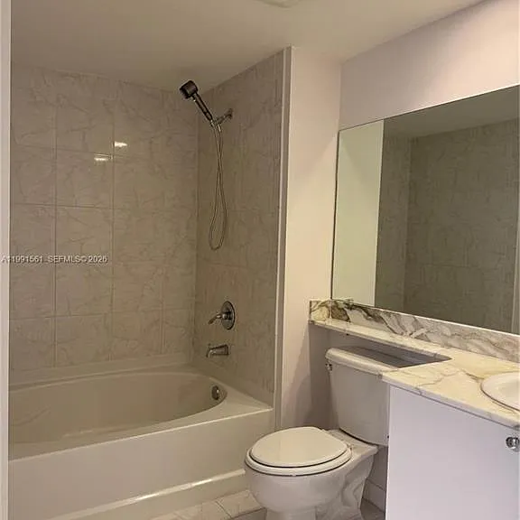 18800 NE 29th Ave #822 — Photo 7