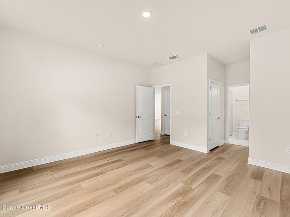 4th image of 455 Mimosa St SW