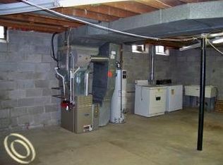 6700 Amboy St, Dearborn Heights, MI 48127