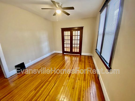3rd image of 1023 Jefferson Ave