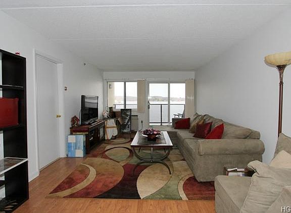 4th image of 4 Marina Dr APT O3