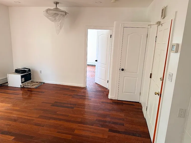 236 Grove St #3 — Photo 5