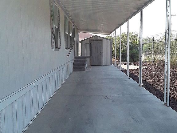 5th image of 3115 N Fairview Ave #8